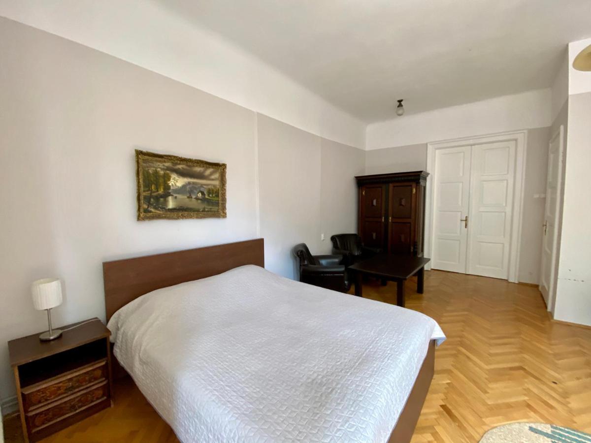 Casa Balcescu Hotel Брашов Екстериор снимка